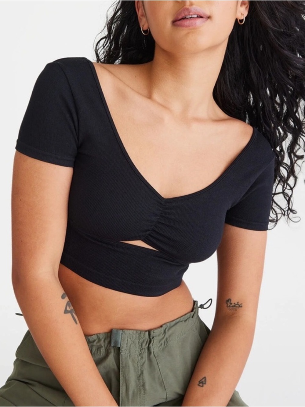 🩷 AEROPOSTALE SOFT SEAMLESS CUTOUT CROPPED SHORT SLEEVE TEE SIZE LARGE BLACK